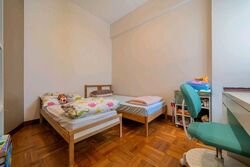Hillington Green (D23), Condominium #587761371